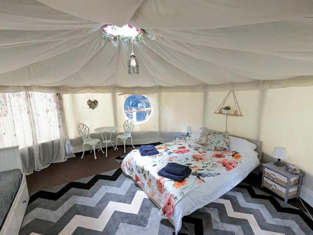 Luxury Glamping @Moulin Des Forges Hotel Moutier-Malcard Kültér fotó